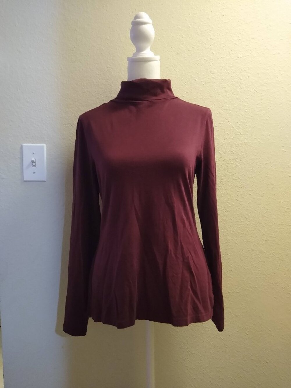 Old Navy Women's Turtleneck